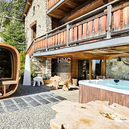 Moose Sauna ليز أنغلز